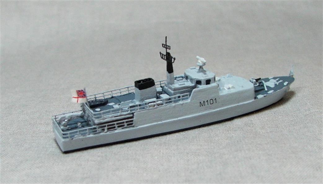 MT Miniatures 1/700 ATL5K RN Sandown Class Minesweeper Kit