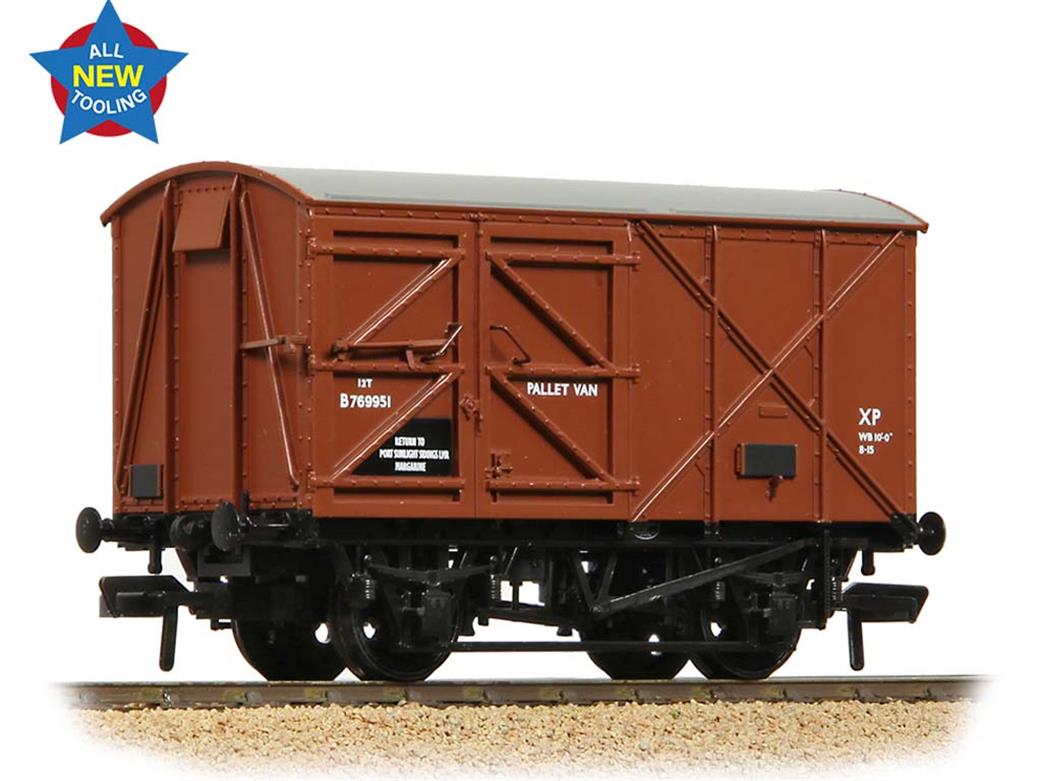 Bachmann OO 38-950 BR 12Ton Palvan B769951 Pallet Van Bauxite Livery Early Lettering