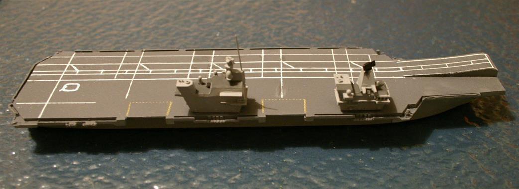 Albatros 1/1250 Alk318 HMS Queen Elizabeth RO8 RN's Latest Aircraft Carrier