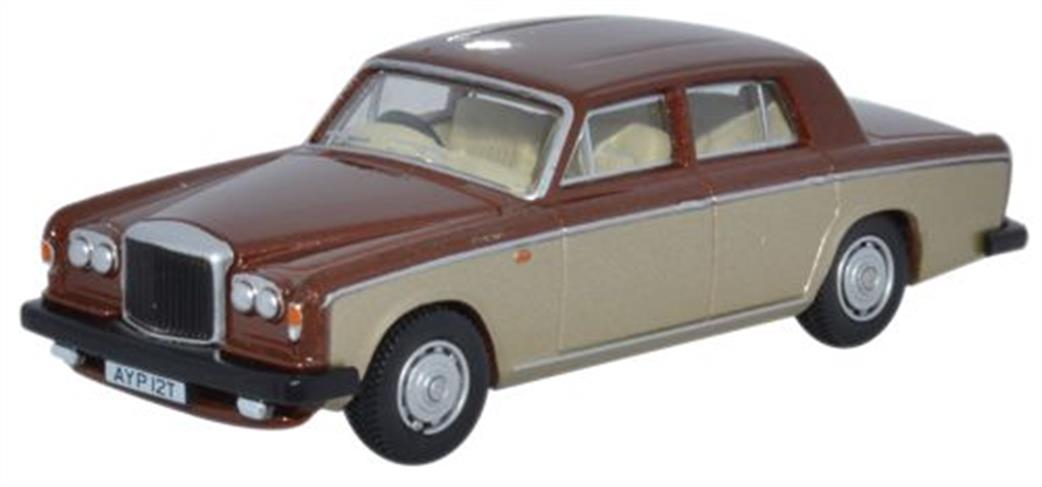 Oxford Diecast 1/76 76BT2002 Bentley T2 Saloon Nutmeg & Silver Sand