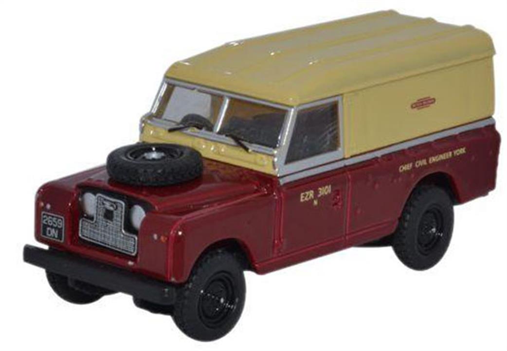 Oxford Diecast 1/76 76LAN2014 Land Rover Series II Hard Back British Railways