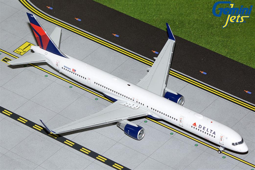 Gemini Jets 1/400 GJDAL2101 Delta Airlines B737-800W Atlanta Braves World Champions Aircraft Model