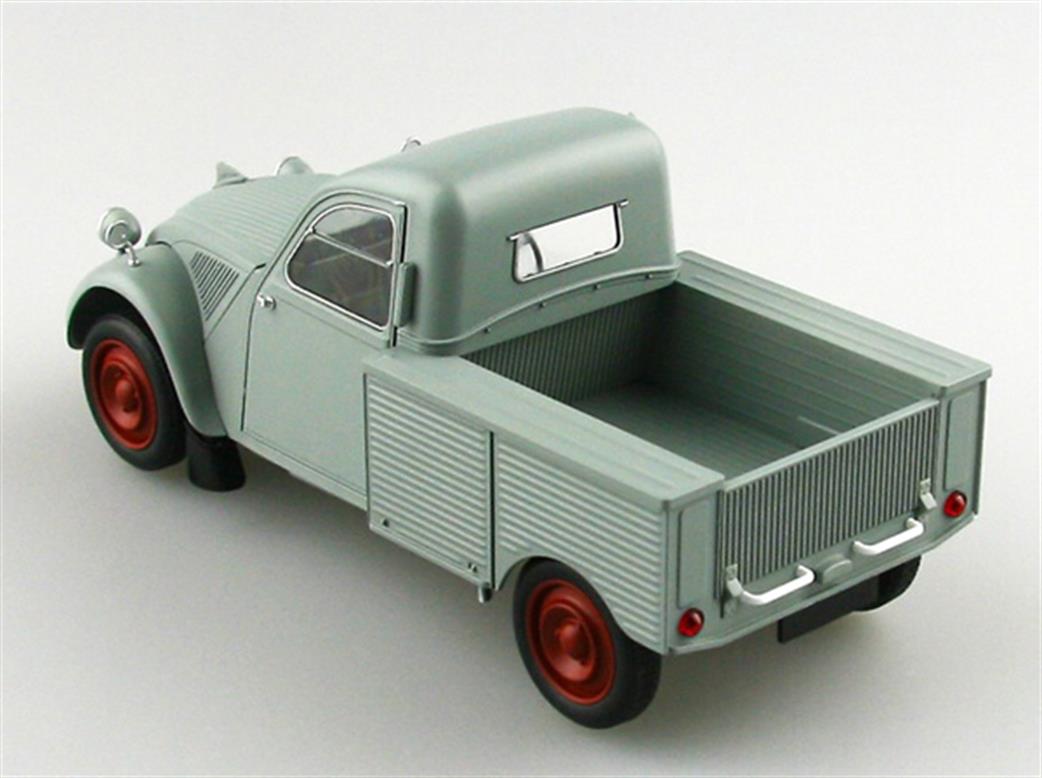 Ebbro 1/24 E25004 Citroen 2CV Pick Up Kit