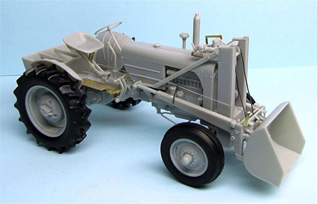 Thunder Model 1/35 35002 US Army Loader Plastic Kit