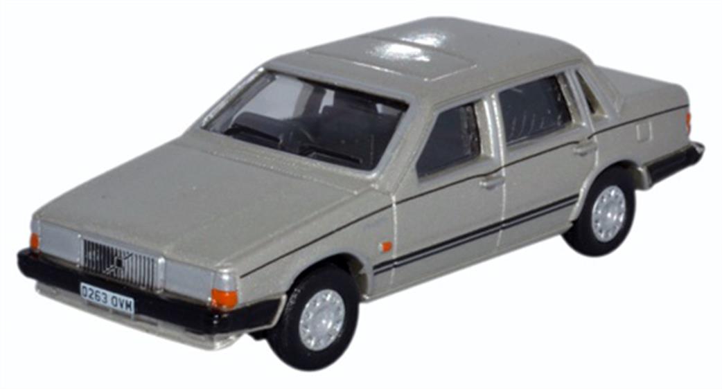 Oxford Diecast 1/76 76VO001 Volvo 760 Gold Metallic