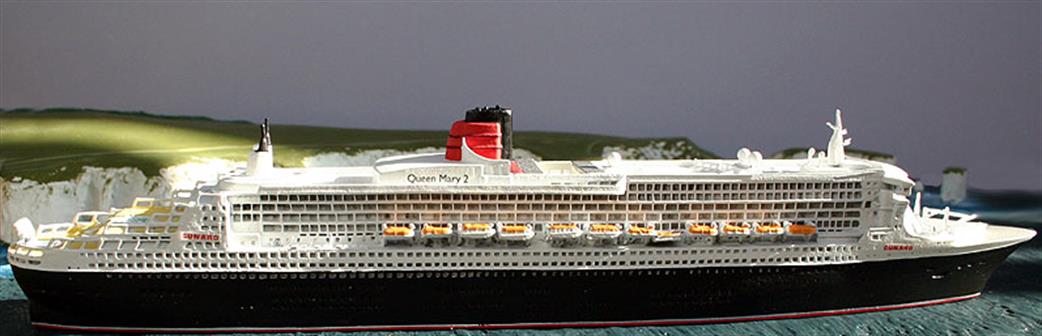 CM Models 1/1250 CM-KR323 Queen Mary 2, the largest passenger liner in the world