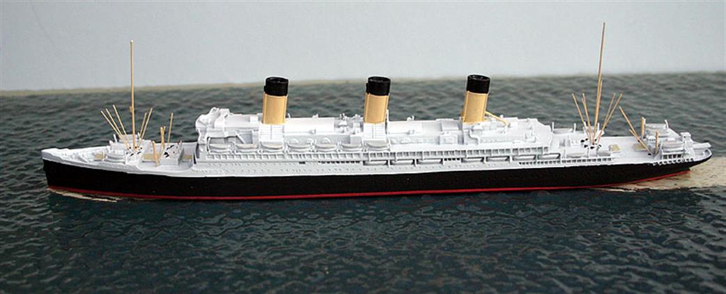 CM Models 1/1250 CM150 RMS Majestic White Star Liner 1923-1930s