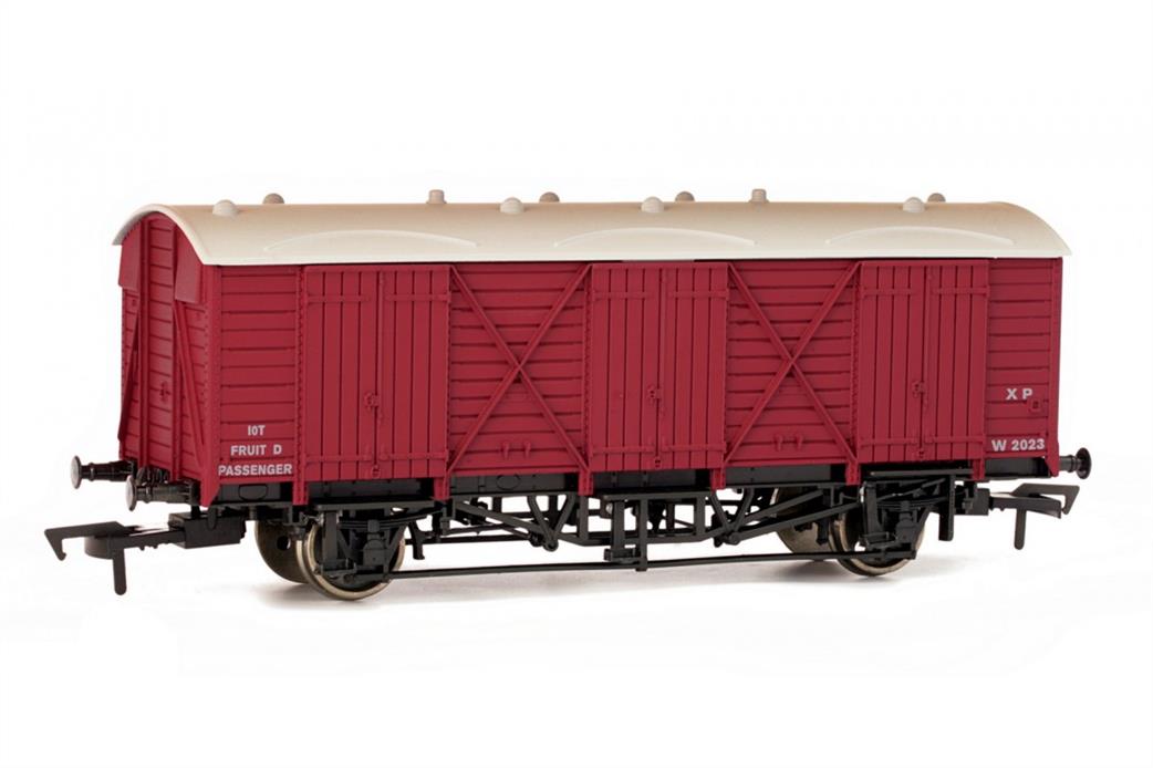 Dapol OO 4F-014-045 BR W2025 Fruit D Express Fruit Van Crimson