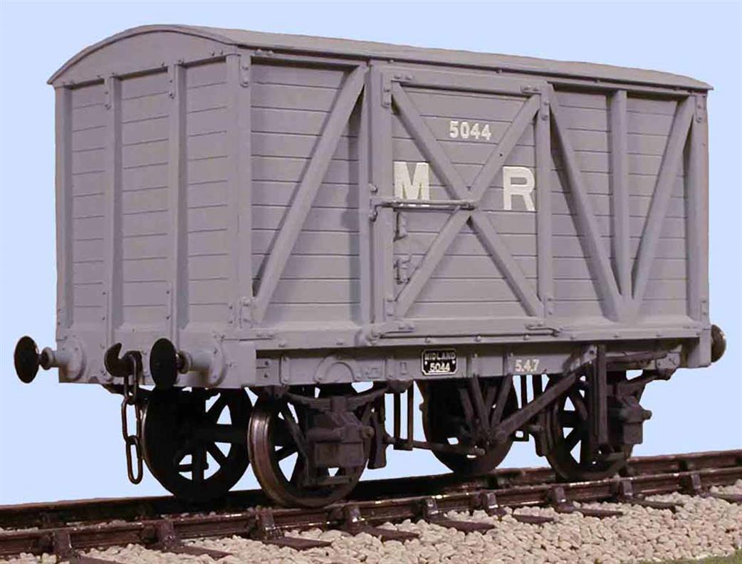 Slaters Plastikard O Gauge 7030 MR 8-Ton Covered Box Van Kit