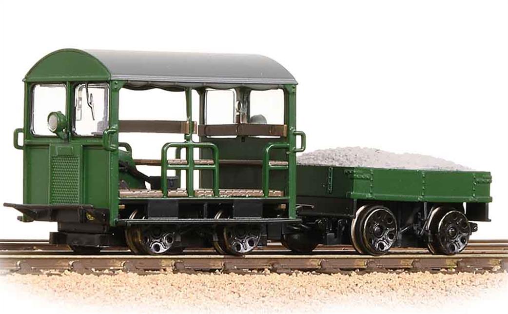 Bachmann OO 32-994 Wickham Type 27 Permanent Way Motor Trolley & Trailer Green