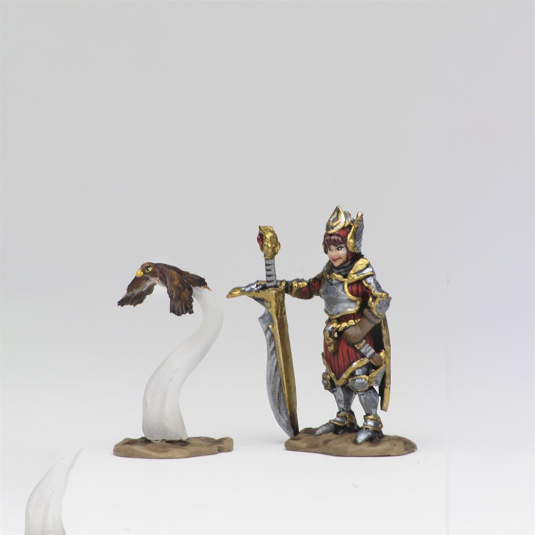 Wizkids  73315 Girl Fighter & Hunting Falcon: Wizkids Wardlings Miniatures