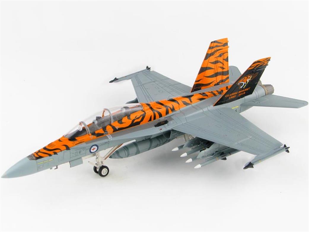 Hobby Master 1/72 HA3545 F/A-18B Hornet Classic Hornet 1985-2019 A21-116, 2 OCU, RAAF, Williamtown