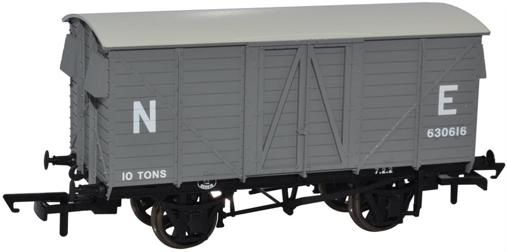 Oxford Rail OO OR76GEGV002 LNER ex-GER 10ton Ventilated Covered Box Van 630616