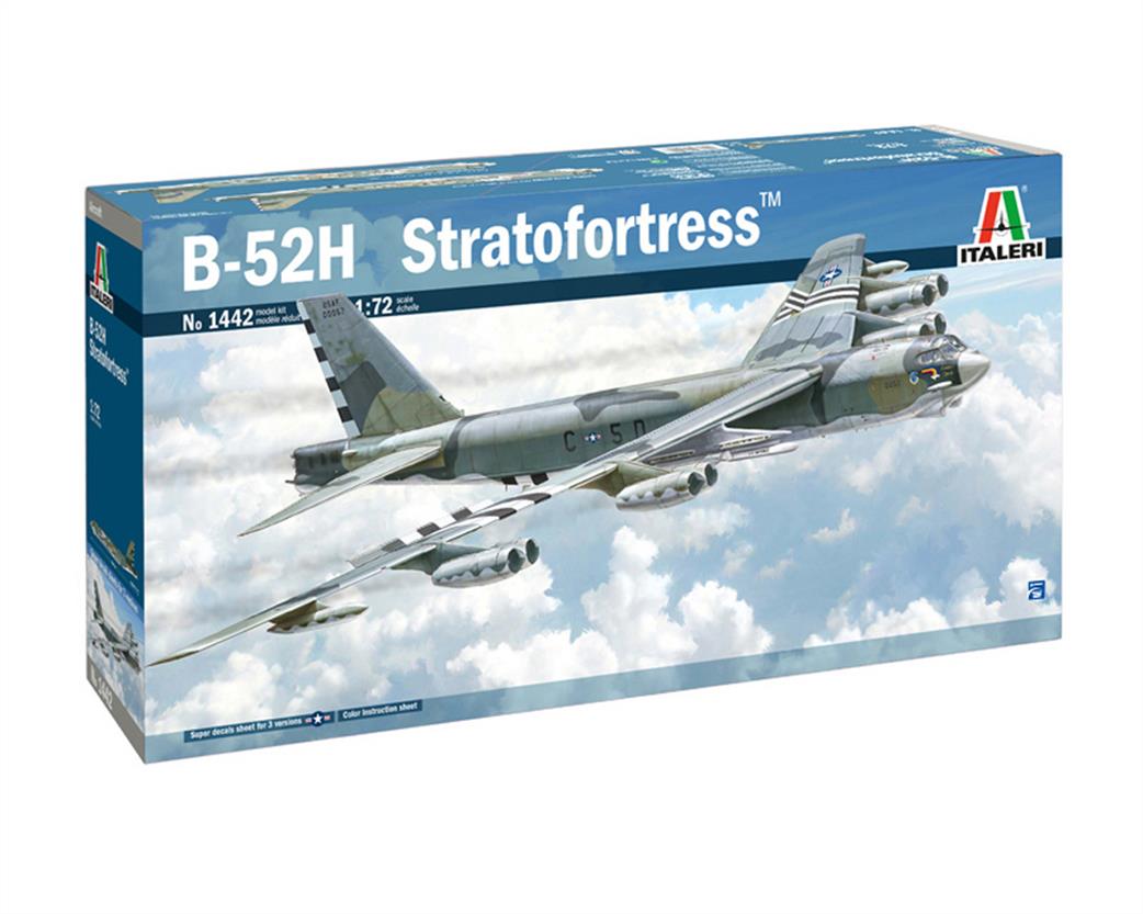 Italeri 1/72 1442 USAF B-52H Stratofortress Bomber Kit