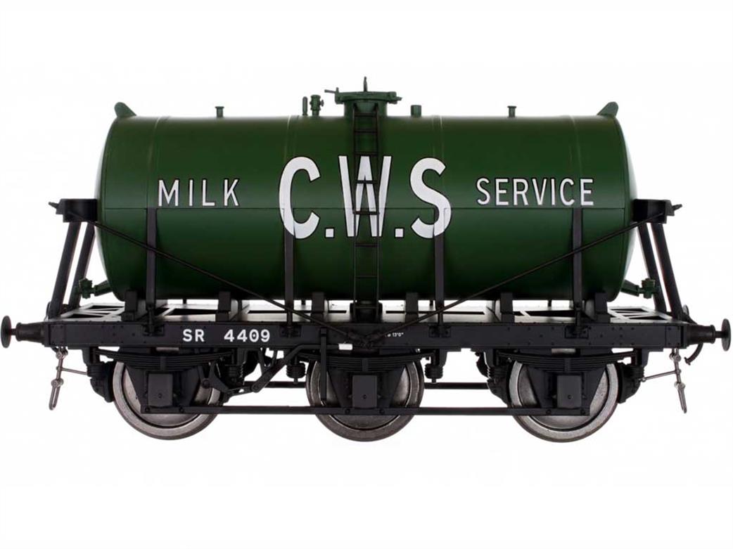 Dapol O Gauge 7F-031-008 CWS 6 Wheel Milk Tank Wagon 4409 Green Tank