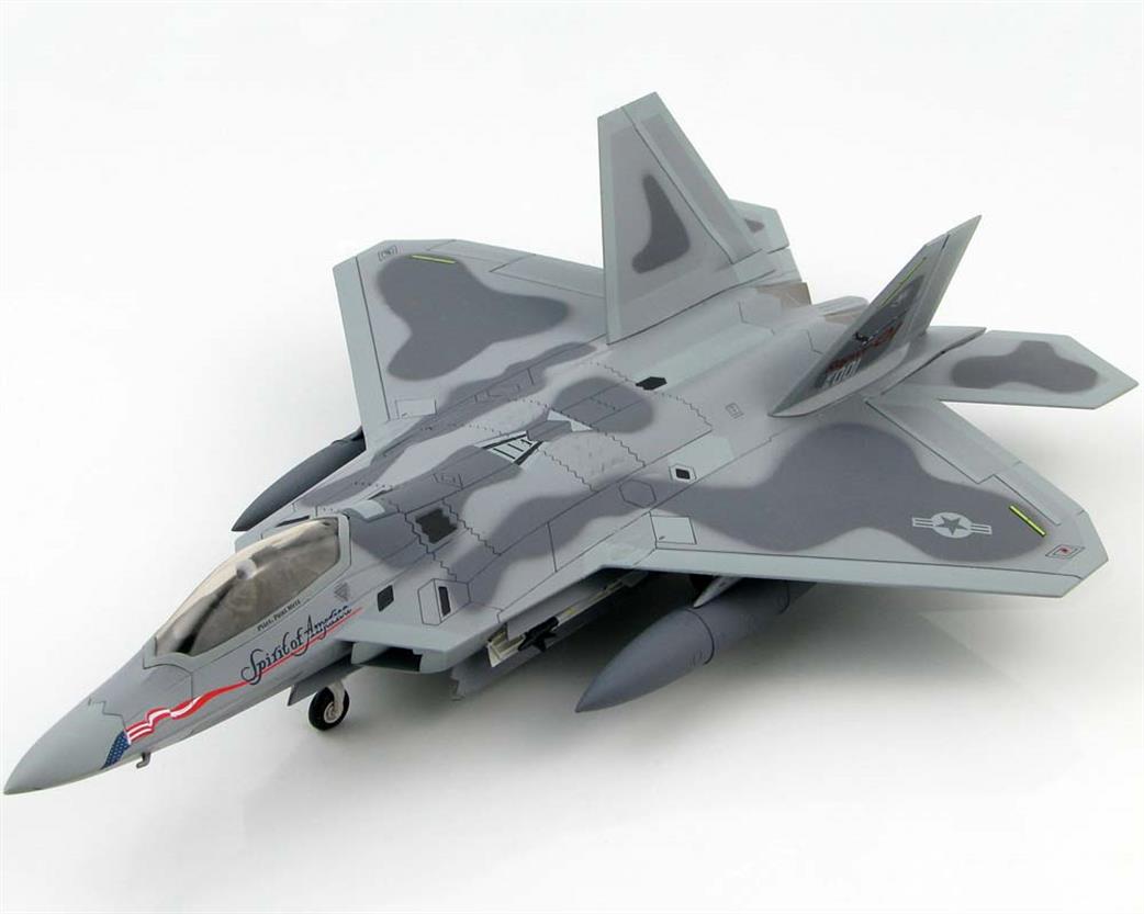 Hobby Master 1/72 HA2811C Lockheed F-22A Raptor Spirit of America with Weapons