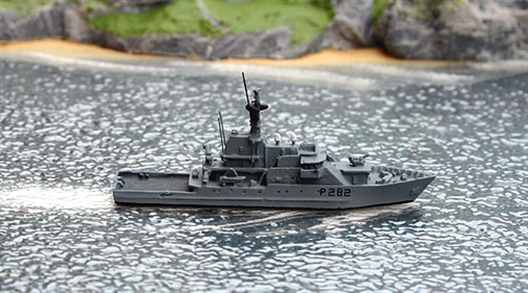 Albatros 1/1250 Alk307B HMS Severn RN River Class Patrol Ship Waterline Model