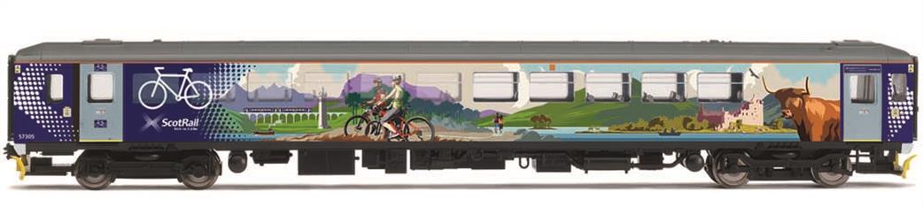 Hornby OO R30146 ScotRail Class 153 Bicycle Carrier Single Car Sprinter Unit 153305 - Era 11