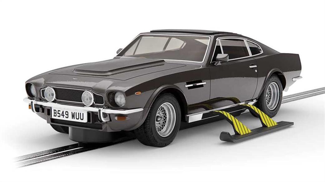 Scalextric  C4239 James Bond Aston Martin V8 The Living Daylights Slot car Model