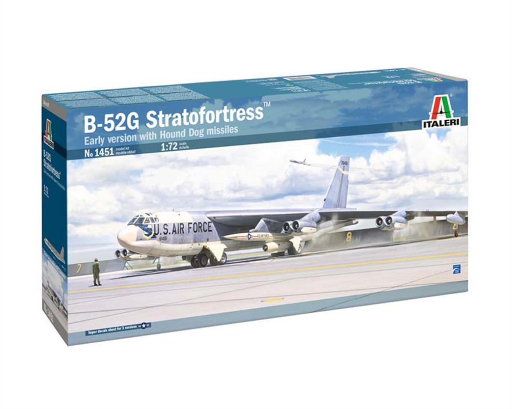 Italeri 1/72 1451 B-52G Stratofortress kit with Hound Dog Missiles