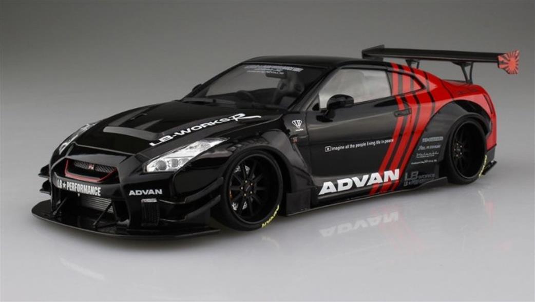 Aoshima 1/24 05592 Nissan LB Works R35 GT-R Type 2 Version 1 Car Kit