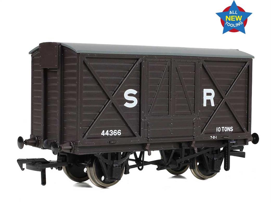 Bachmann EFE Rail OO E87056 SR ex-LSWR Ventilated Box Van 44366 Southern Railway Brown Livery Large Lettering