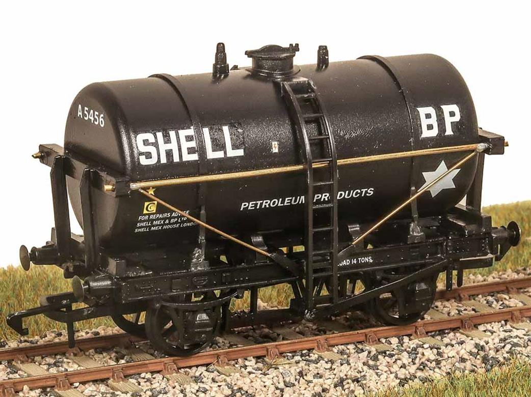 Parkside Kits OO PC92 4 Wheel Oil Tank Wagon Kit Shell/BP or Esso