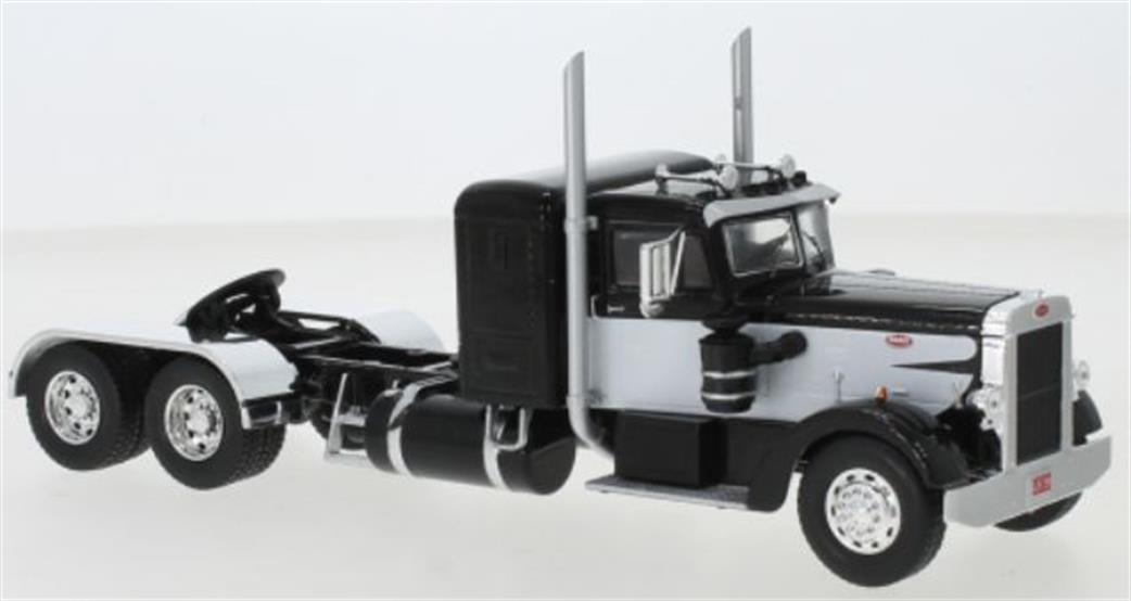 IXO 1/43 TR114 Peterbilt 350 Black/White 1952