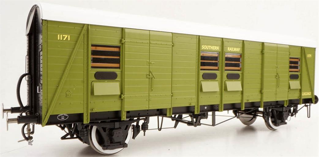 Heljan O Gauge 9150 Southern Railway PMV No. 1171 even planks