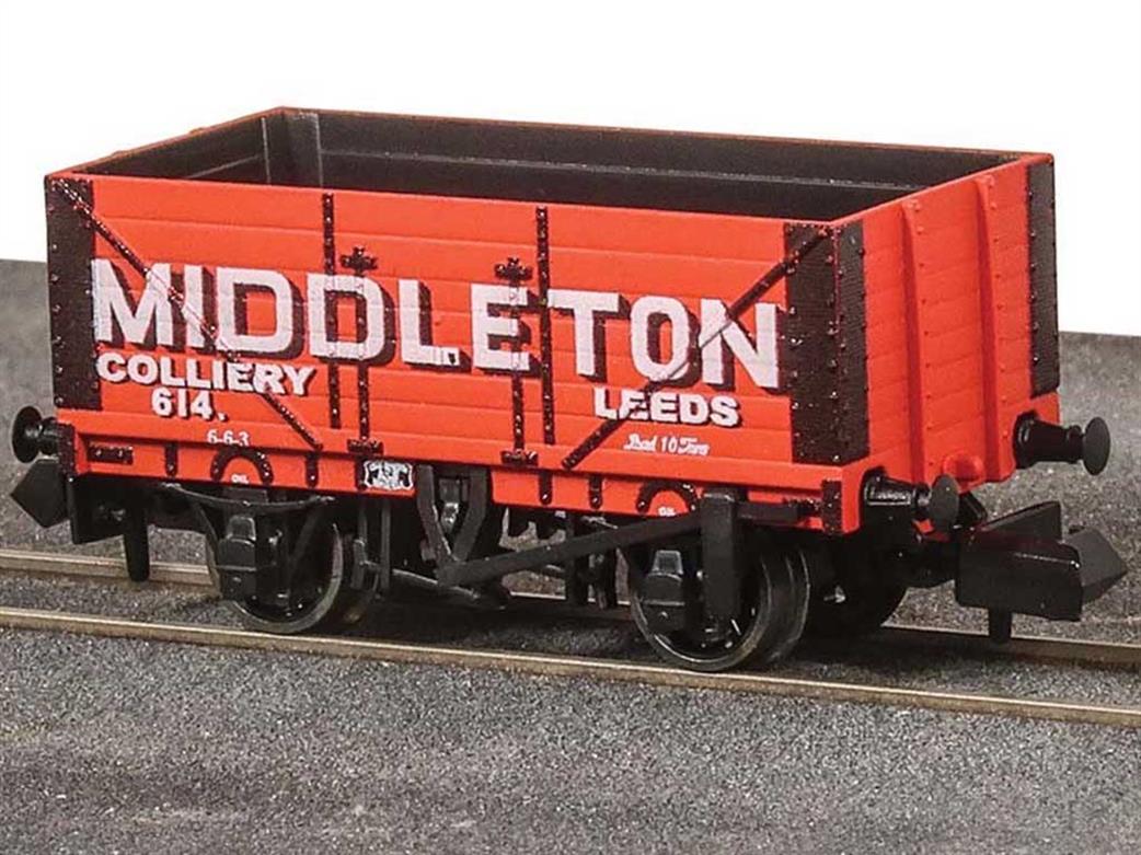 Peco N NR-7009 P Middleton Colliery 7 Plank Open Coal Wagon New 9ft Wheelbase Model