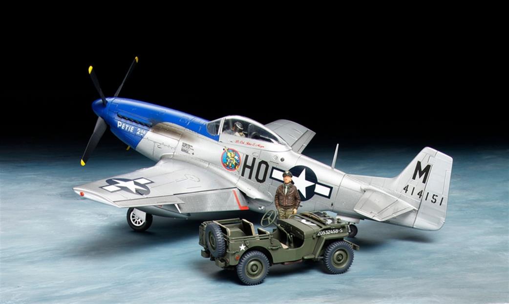 Tamiya 1/48 25205 North American P-51D Mustang   1/4 ton 4x4 LV