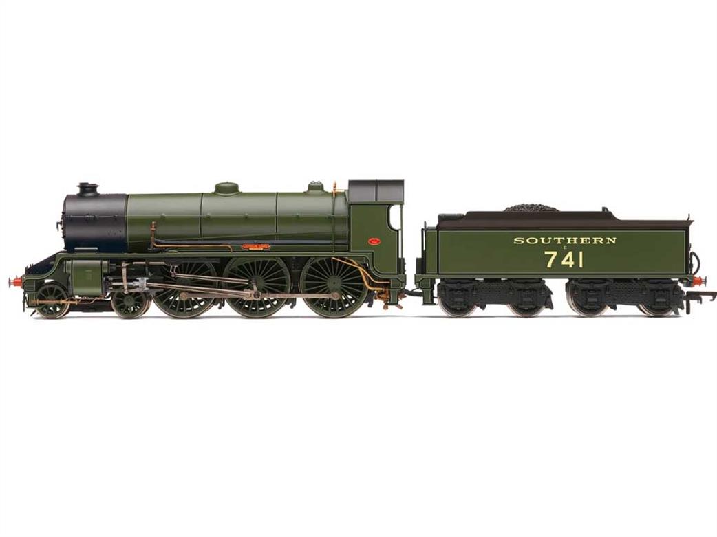 Hornby OO R30273 SR 741 Joyous Guard N15 King Arthur Class Express Passenger 4-6-0 SR Maunsell Green Big Four Centenary Collection