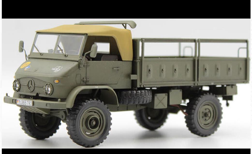 Revell 1/35 03348 Unimog 404 S Kit