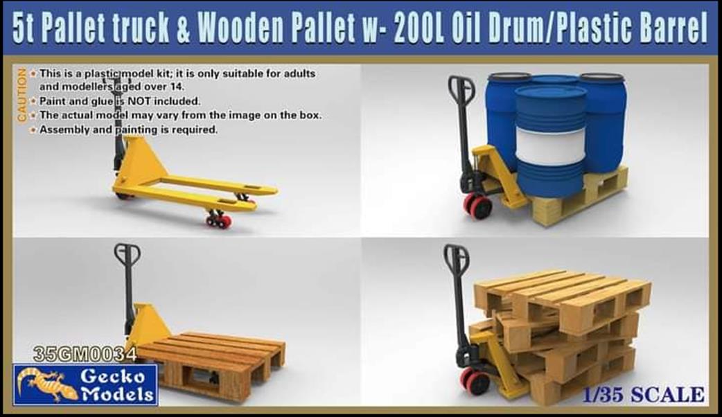 Gecko Models 1/35 35GM0034 Pallet Truck with Wooden Pallets and 200 Ltr Oil Drums