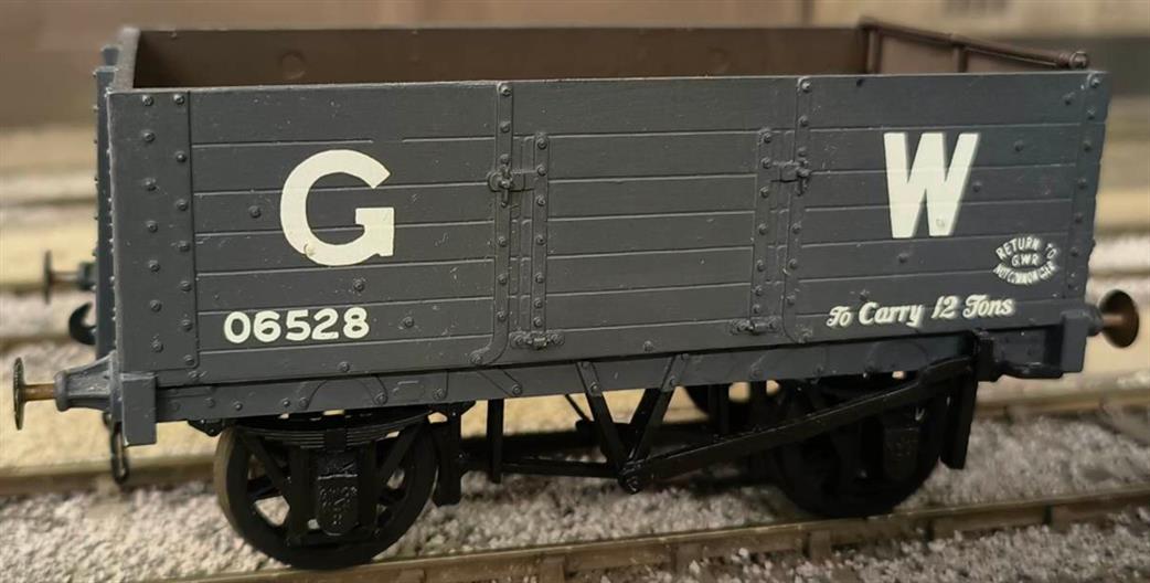 Preowned O Gauge WAGON15 Kit Built GW 06528 7 Plank Open wagon