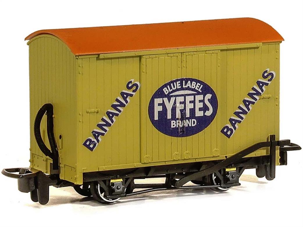 Peco OO9 GR-902 OO-9 Box Van. Fyffes Bananas