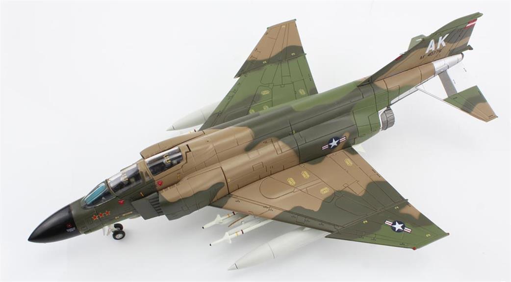 Hobby Master 1/72 HA19054 F-4C Phantom II  389th TFS The Gunfighters May 1967  2009