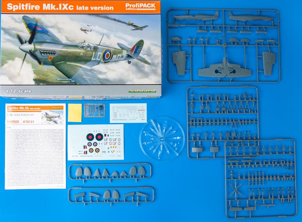 Eduard 1/72 70121 Spitfire F Mk.1Xe Late Version RAF Fighter ProfiPack Kit