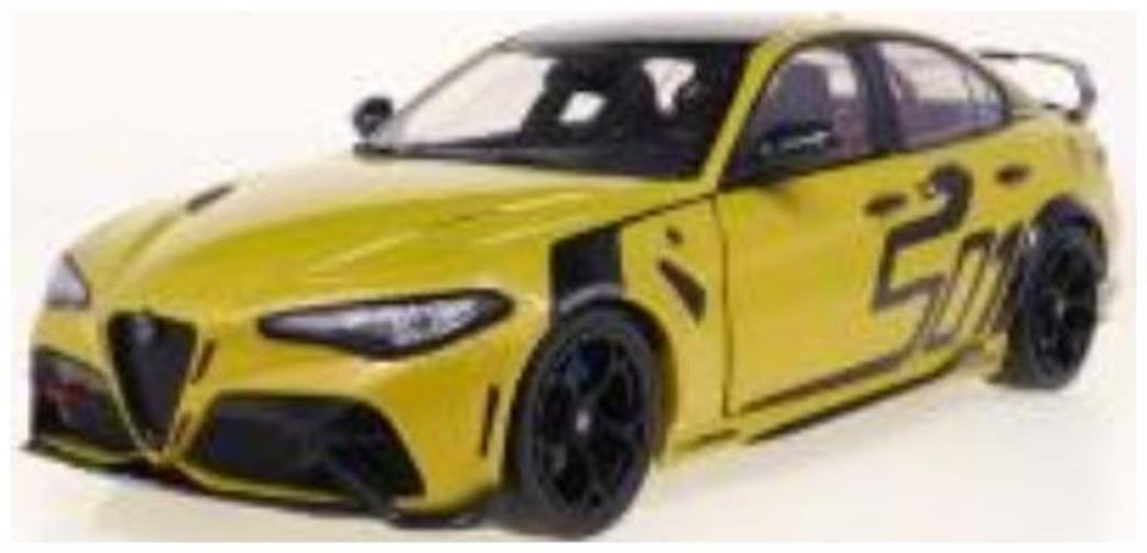 Solido 1/18 1806905 Alfa Romeo Giulia GTA NAGEMAAKT Yellow Diecast Model