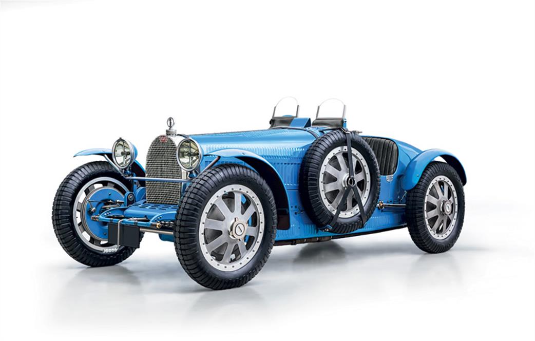 Italeri 1/12 4713 Bugatti Type 35B Roadster  Model Car Kit