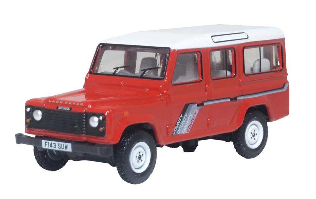 Oxford Diecast 1/76 76DEF018 Land Rover Defender LWB St. Wagon Masai Red