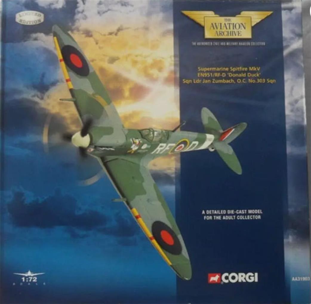 Corgi 1/72 AA31903 PreOwned Supermarine Spitfire MKV Donald Duck
