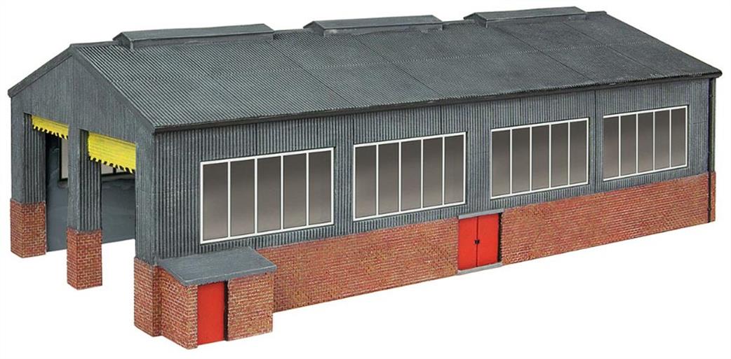 Hornby TT:120 TT9023 Diesel Maintenance Depot Ready Painted Resin Building