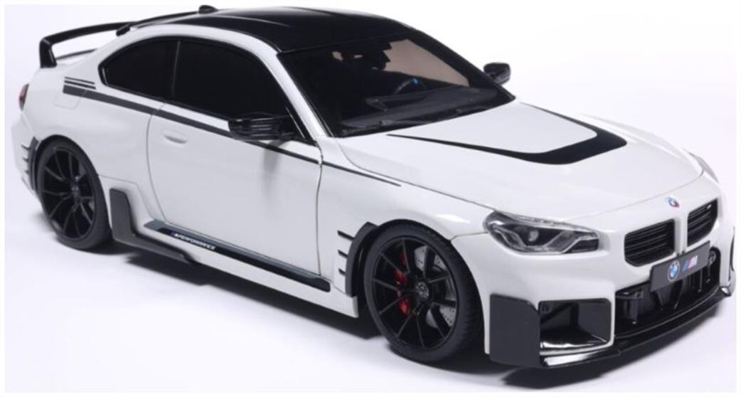 Solido 1/18 S1812904 BMW M2 Performance Parts Alpine White 2025 Diecast Model