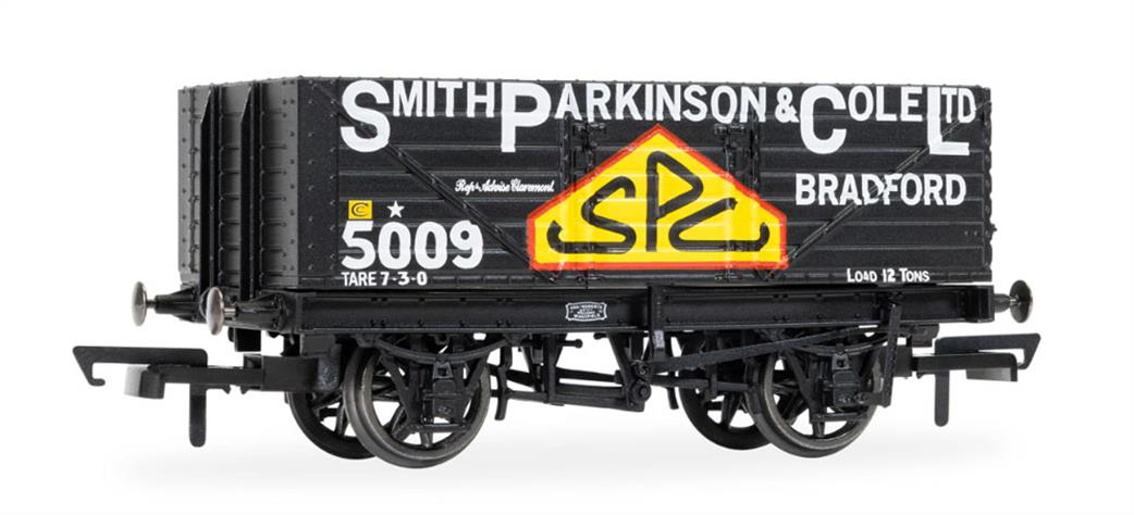 Hornby OO R60306 Smith Parkinson & Cole Ltd 7 Plank Wagon No5009