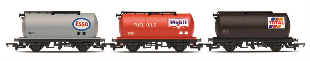 Hornby OO R60362 RailRoad Tankers Triple Pack