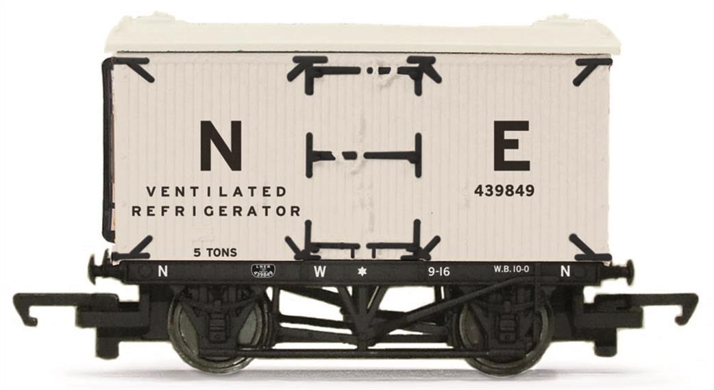 Hornby OO R60350 RailRoad Refrigerator Wagon