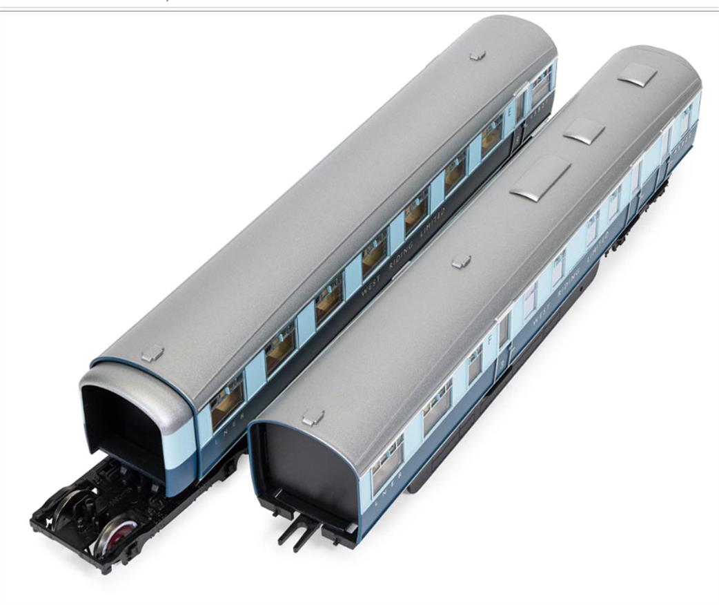 Hornby OO R40479 LNER West Riding Limited Open Third & Kitchen Third Articulated Coach pack