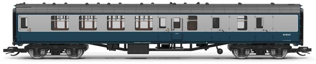 Hornby TT:120 TT4077A BR Blue/Grey Mk1 Composite Corridor M35147