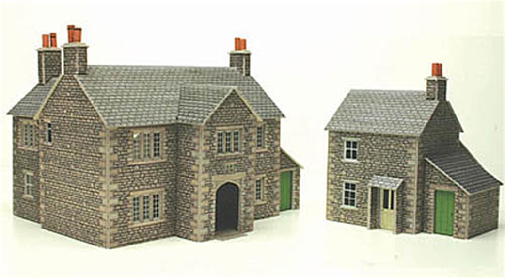 Metcalfe OO PO250 Manor Farm House Card Construction Kit